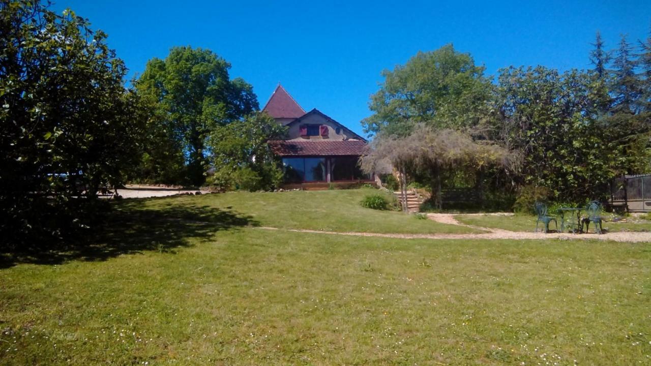 Les Coustilles Saint-Alvere Экстерьер фото